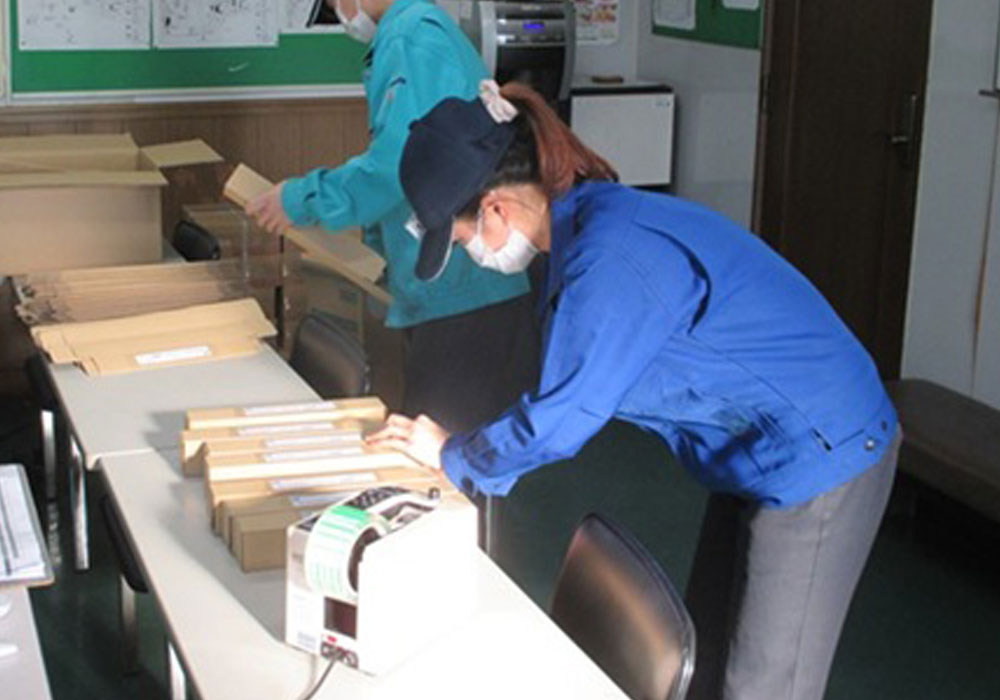 倉庫内作業スタッフ（岡南）